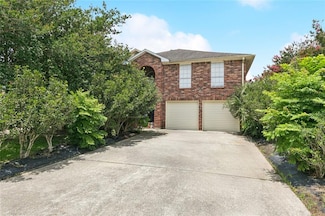 700 S Rue Marcel, Terrytown, LA 70056