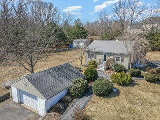 295 Blackstone St, Bellingham, MA 02019