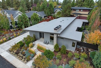 2251 NW Lolo Dr, Bend, OR 97703