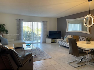 4770 NW 21st St Unit 305, Lauderhill, FL 33313