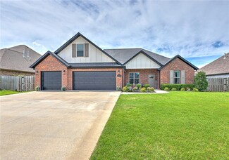 407 Tartaglia Ave, Tontitown, AR 72762