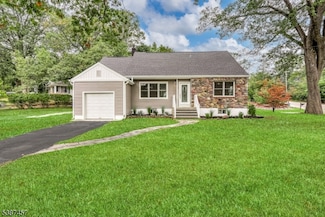 2 W Lake Shore Dr, Rockaway, NJ 07866