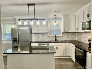 3916 Hickory Fork Rd, Gloucester, VA 23061