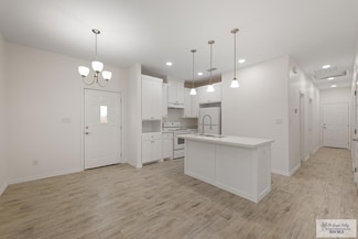 2325 N Valley Cir Unit A, La Feria, TX 78559