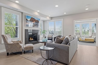415 Indian Mound St Unit 302, Wayzata, MN 55391