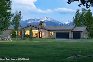 6300 N Aspen Dr, Jackson, WY 83001