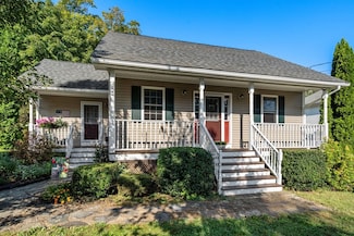 33 Winter St, Southbridge, MA 01550