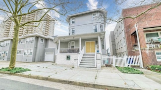 22 S Marion Ave, Ventnor City, NJ 08406
