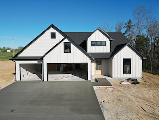 6343 Yellowstone Dr, Ashland, MO 65010