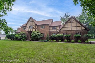 339 Crane Rd, Shavertown, PA 18708
