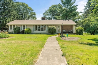609 S Park St, Paxton, IL 60957