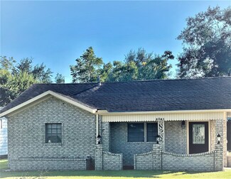 6041 Pine Ave, Port Arthur, TX 77640