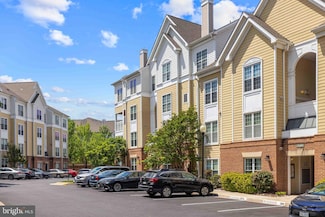 2102 Highcourt Ln Unit 102, Herndon, VA 20170