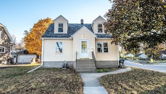 2602 6th Ave E, Saint Paul, MN 55109