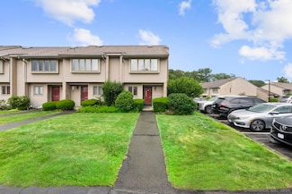 827 Oronoke Rd Unit 5-6, Waterbury, CT 06708