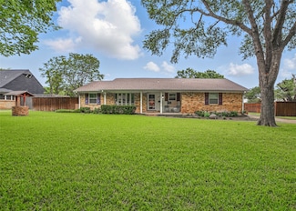 4548 Ivy Dr, Mesquite, TX 75150