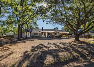 1717 Pinecrest Rd, Charleston, SC 29407