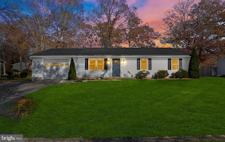 1554 Alcova Dr, Davidsonville, MD 21035