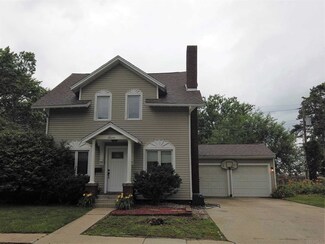 5 Burrell Dr, Elkhart, IN 46516