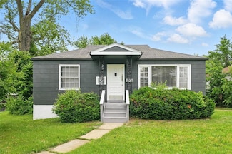 8212 Airport Rd, Saint Louis, MO 63134