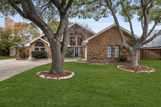 3318 Sprindeltree Dr, Grapevine, TX 76051