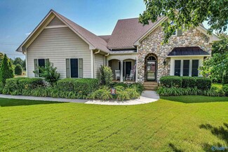 4916 Bridgehampton Rd SE, Owens Cross Roads, AL 35763