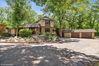 13733 S King Rd, Homer Glen, IL 60491