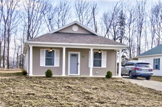 31 Lewis St, Tiffin, OH 44883