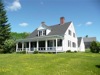 806 N Bend Rd, Surry, ME 04684