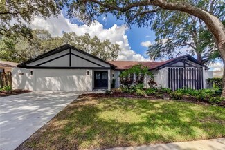 2841 Valencia Ln W, Palm Harbor, FL 34684