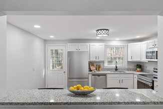 1 John William Dr Unit A, Auburn, MA 01501