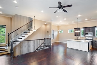1516 Amundsen St, Houston, TX 77009