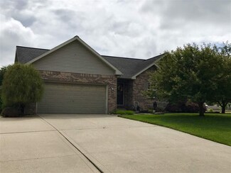492 S Kasper Dr, Santa Claus, IN 47579
