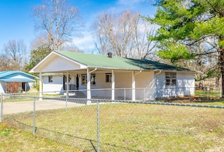 4816 Sarasota Dr, Hixson, TN 37343