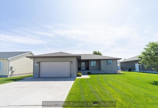315 Buffalo Grass St, Grand Island, NE 68803