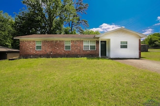 1010 Annette Dr, Longview, TX 75604