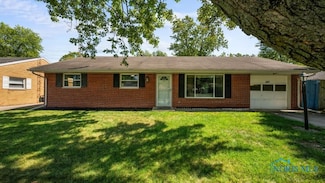 421 Danesmoor Rd, Holland, OH 43528