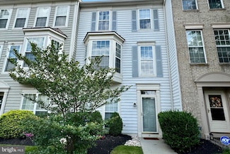 56 Snowberry Ln, Delran, NJ 08075