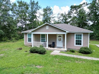 820 Fannie Rd, Century, FL 32535