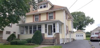105 N Center St, Perry, NY 14530