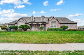 1423 Coakley Dr, Lima, OH 45807