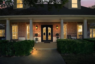 102 Ridge Ct, Glen Rose, TX 76043