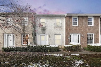 2436 Hardesty Dr S Unit 4, Columbus, OH 43204