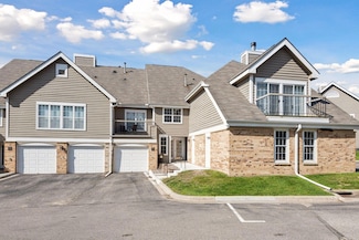 5988 Chasewood Pkwy Unit 4, Minnetonka, MN 55343
