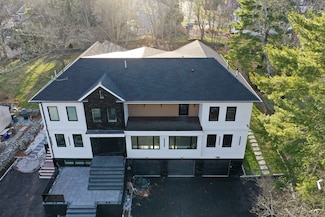 883 Greendale Ave, Needham, MA 02492