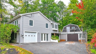 95 Harbor Rd, Naples, ME 04055