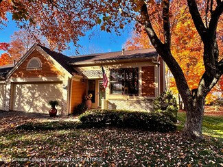 6528 Brook Trail Unit 21, Lansing, MI 48917