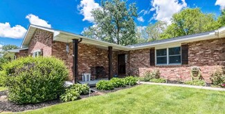 2054 W Glenbrook Dr, Connersville, IN 47331