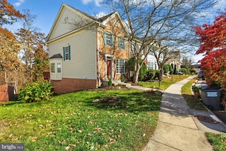 3844 Koval Ln, Woodbridge, VA 22192