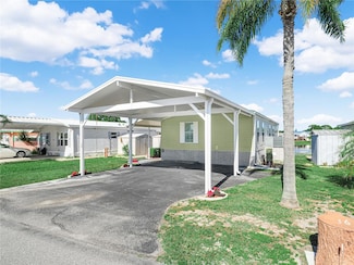 16 Queen of Waters St, Lake Wales, FL 33898